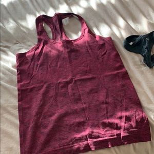 Lululemon swiftly tank red.